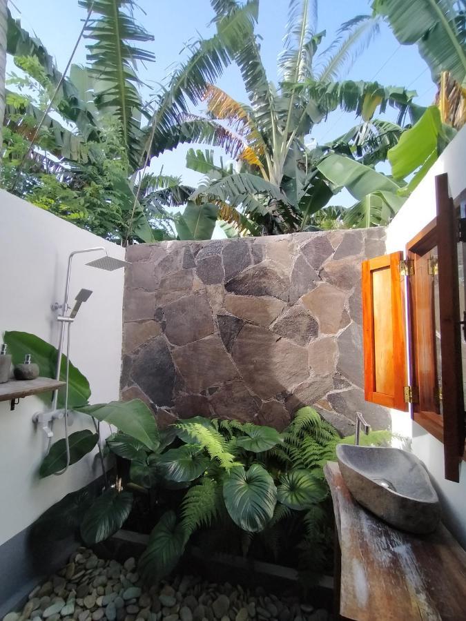 The Geckos Homestay เคลิมูตู ภายนอก รูปภาพ