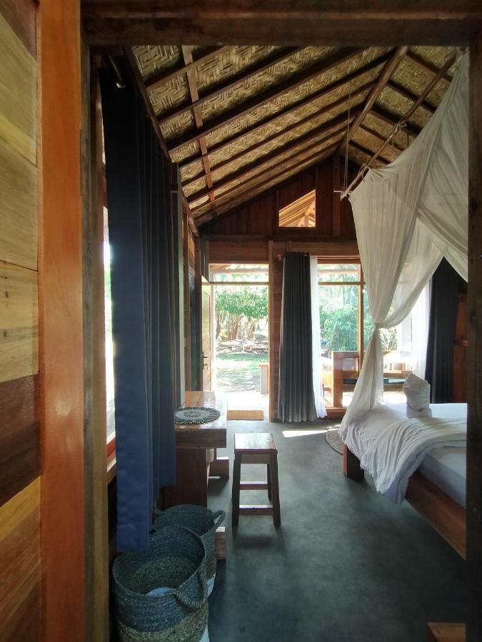 The Geckos Homestay เคลิมูตู ภายนอก รูปภาพ