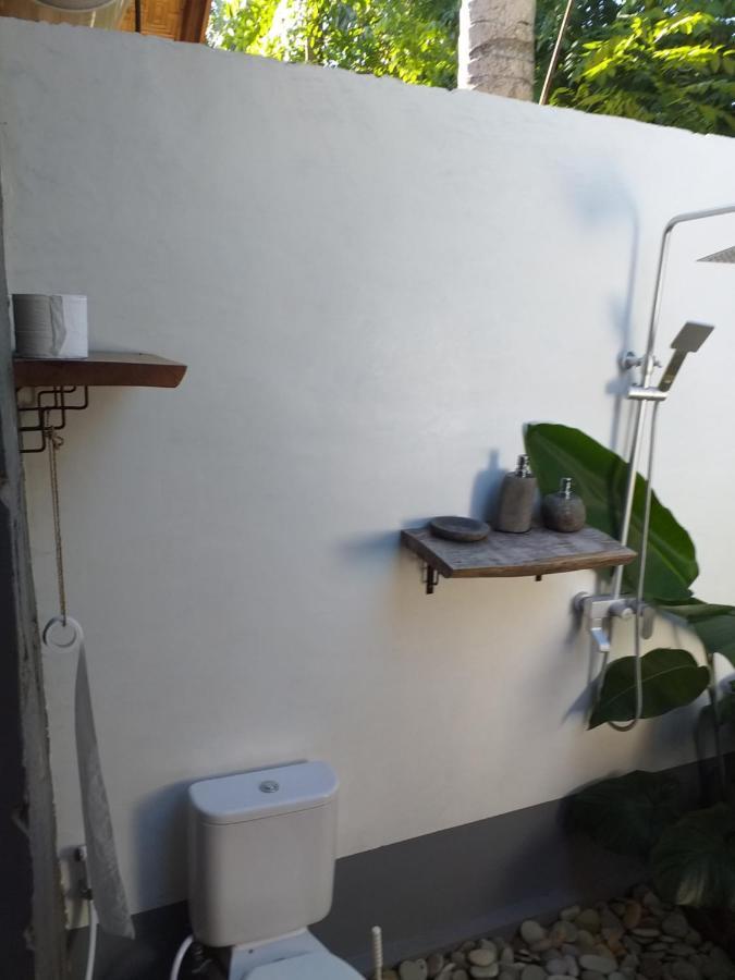 The Geckos Homestay เคลิมูตู ภายนอก รูปภาพ