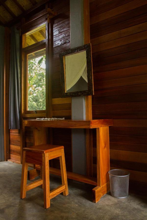 The Geckos Homestay เคลิมูตู ภายนอก รูปภาพ