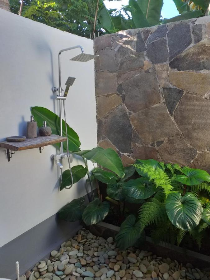 The Geckos Homestay เคลิมูตู ห้อง รูปภาพ